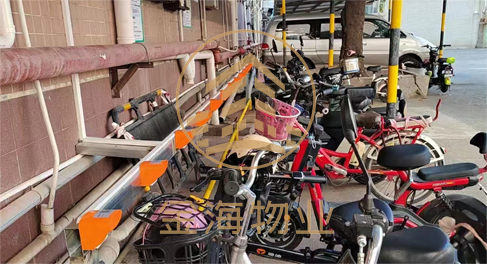 金海大厦新装电动车智能充电桩×12